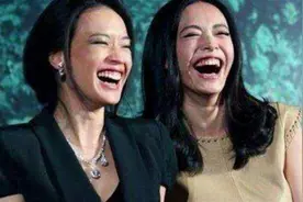 史上最尴尬了的明星合影照片，看了你忍不住大笑视频封面