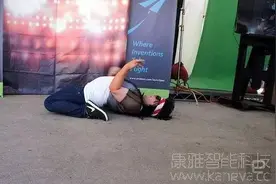 AirJamz腕带让你凭空弹吉他随时随地海起来图片