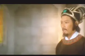 道士的头被砍掉后，第二天竟然重新接上，二十年前的特效太厉害了视频封面