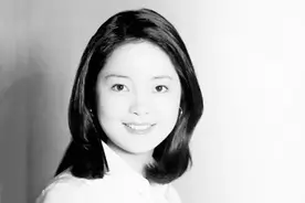 王杰中毒！前女友邓丽君之死！成龙100年后要曝光哪些事？视频封面