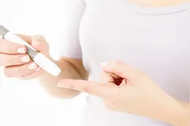 高血糖的正常范围是多少？终于有专家给说清楚了！视频封面