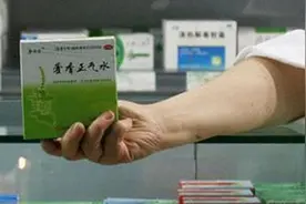 宝宝吃多了呕吐拉肚子怎么办？图片