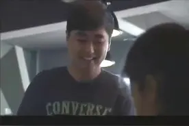 小伙花式向老板讨要工资，这招快学起来吧视频封面