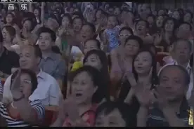 乌兰图雅演唱蒙古民歌《赞歌》太好听了图片