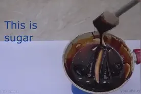 可口可乐VS零度可乐含糖量对比测试，以后还是少喝吧！视频封面