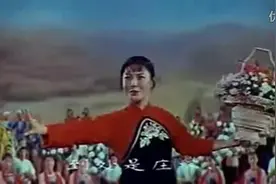 郭兰英早年《南泥湾》金色歌曲，找了好久才找到图片