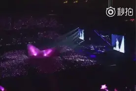 周杰伦演唱会万人大合唱，一开口鸡皮疙瘩起一身！图片