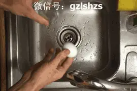 教你一项新技能，以后不再用手剥鸡蛋了图片