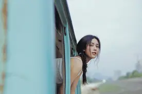 清纯美女温情艺术摄影写真图片