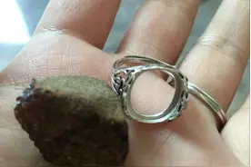 纯手工琥珀戒指，惊艳的红色好喜欢有没有图片