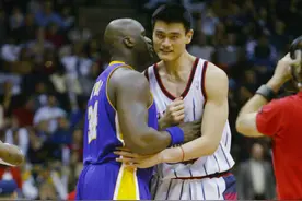 姚明奥尼尔入选名人堂 重温经典“姚鲨大战”图片