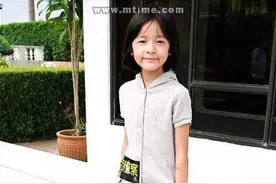 这些童星变丑竟都是因为塌鼻子方脸 看完这几组对比图我惊呆了！图片