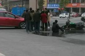 车祸猛如虎！内江又见两起车祸，这是玩命的节奏...图片
