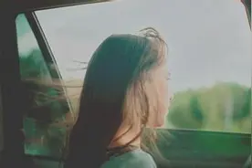 朋友出差让我照顾他的美艳娇妻，没想到半夜她却叫我去她家图片