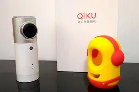 无需手机配合，可以直接拍照的自拍杆。图片
