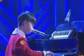 比原唱李健唱的更好的《贝加尔湖畔》图片