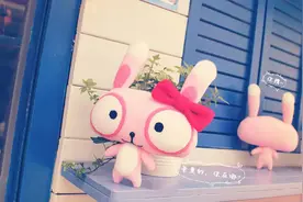 用FLASH制作翻书效果图片