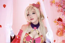 cos正片——英雄聯盟——最美娑娜——甜心宝贝Ver.图片