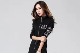 休闲女式运动服套装 潮流新款先睹为快图片
