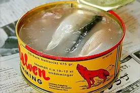 世界上最臭的美食——鲱鱼罐头图片