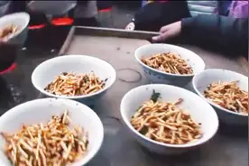 贵州农村办酒，拆耳根是主菜，办酒必不可少视频封面