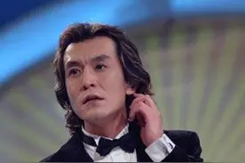 李咏黑色三分钟是怎么回事 原因是什么图片
