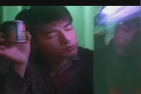 4分钟看懂重庆森林，金城武梁朝伟互相飙戏 要不要这么帅！视频封面