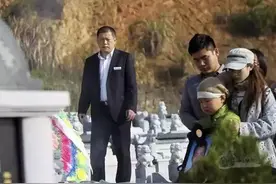 湖州公墓管理员：活着就是幸福！图片