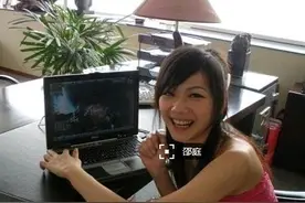 敢不敢在办公室里这样整蛊美女同事图片