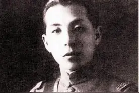 两广事变蒋介石按下葫芦，西北又起了瓢，张学良为何发动西安事变图片