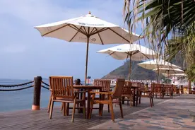 专家详解露台休闲遮阳伞如何选择？原来很多猫腻！图片