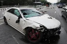 停车不回正方向=毁车？图片