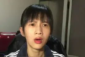 哔啵哔啵，我们发现了一条致富路！丨奇葩新闻图片