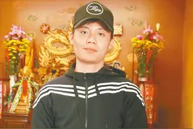 为小灯泡讨公道 正拳哥无悔打废物图片