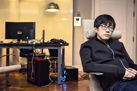 中国第一DotA世界冠军：跟着王思聪 变身电竞商人图片