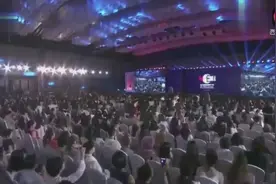80后小夫妻，做淘宝一年销售额上亿元，马云都觉得不可思议！视频封面