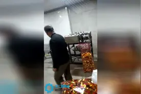 姨夫家开了一家折元宝的厂，这一个月增加收入2万块