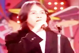 “小哥”费玉清 都坐不住有情绪了只因张雨生现场飙高音视频封面