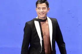 年轻时的郭富城不仅帅爆，拍戏敬业不输吴京！视频封面