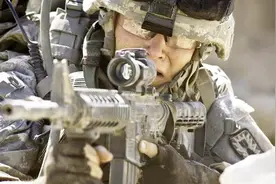 美军工资曝光！美国政府给了大兵多少钱，才让他们肯出生入死？视频封面