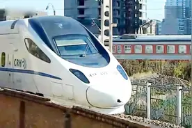石家庄京广线至石太客专交汇处 K508次与D2005次动车会车