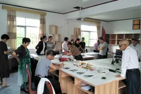 揭阳市中国书画院徐少东院长、徐钦谋老师等书法爱好者现场挥毫2视频封面