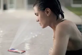 坑爹！苹果iPhone X问题又来了：面部识别形同虚设！视频封面