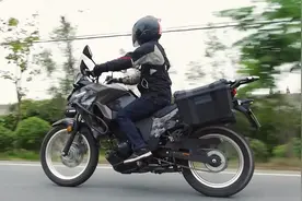 “入门级低配”水鸟，川崎Versys-X300骑士网呆子测评视频封面