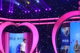 真搞笑男友唱歌难听要命，现场和女友互怼，引的涂磊都哈哈大笑！