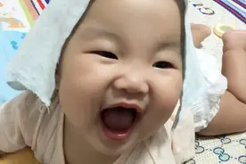 原创如何给宝宝洗一个舒服的澡图片