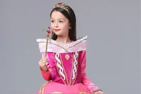 超美的儿童表演服装 变身小公主这些裙子帮到你！图片
