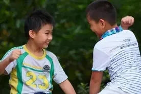石头剪刀布玩起来老输？赶快学会这一招你就赢定了！图片