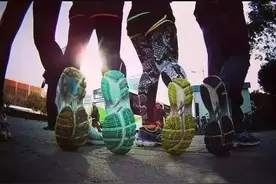 爱上跑步，真他妈是一件幸福的事情啊图片