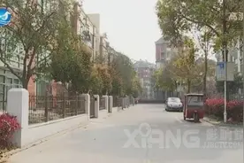 春江花城物业为何“空窗”数月？图片